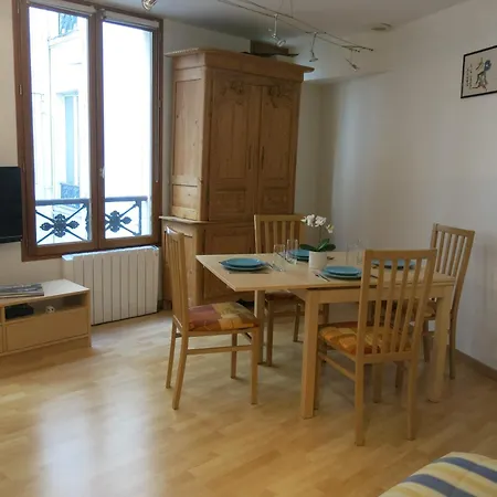 Faubourg Montmartre Citycosy Апартаменты *